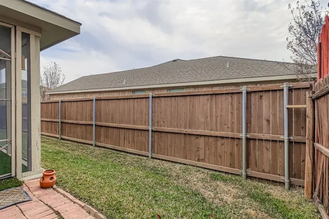 $355,000 | 653 Mistymoor Lane, Fort Worth, TX 76052