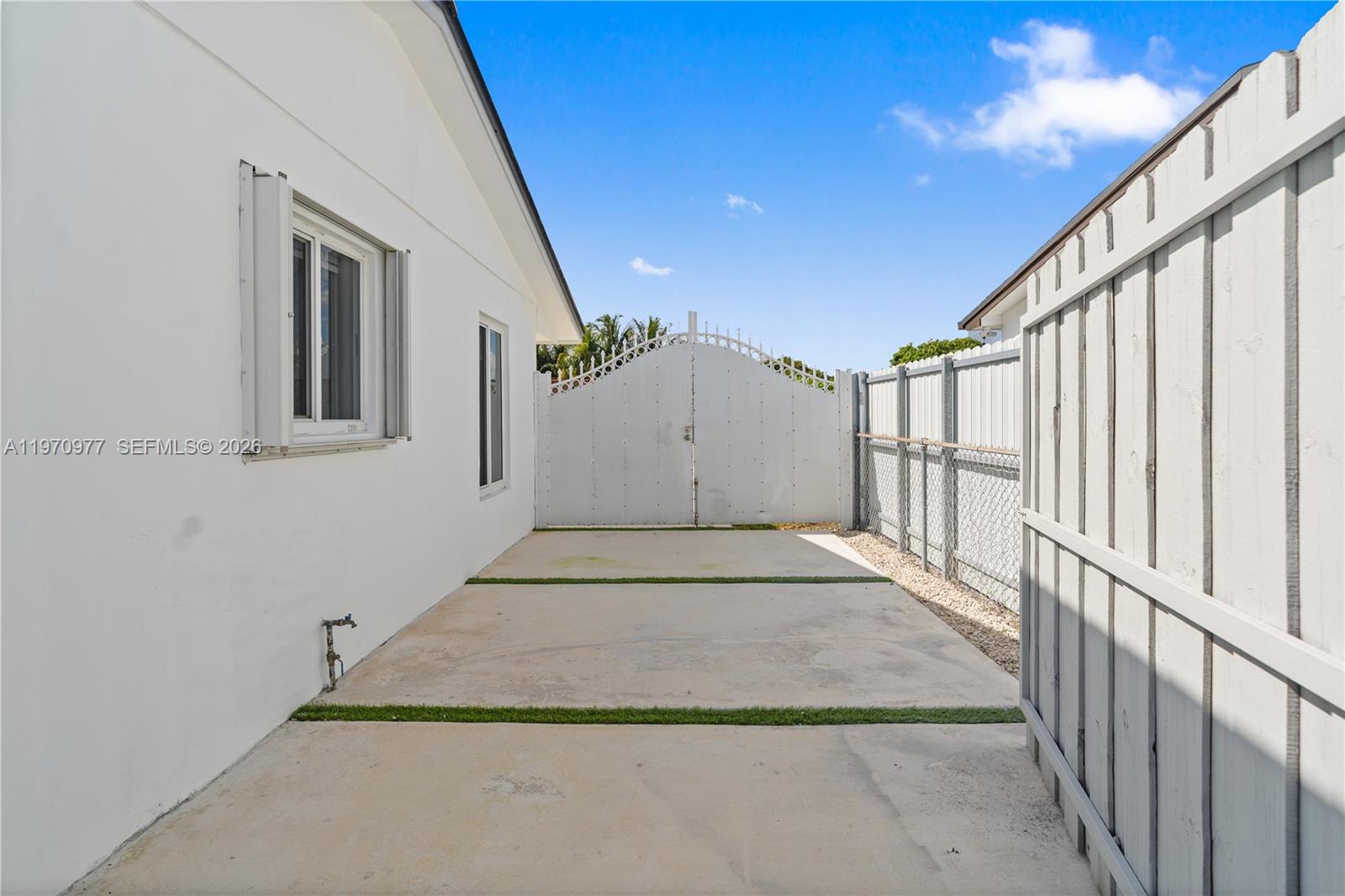 5103 Southwest 128th Place Miami, FL 33175 - Photo 37 of 38