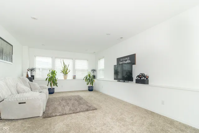 $489,000 | 1020 Arthur Court, Greenfield, IN 46140