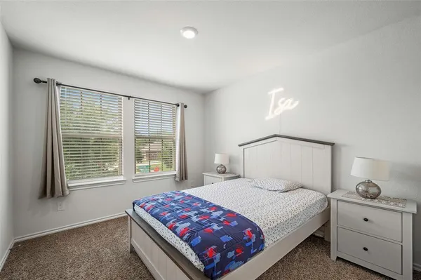 $3,000 | 901 Euston Street, Denton, TX 76207
