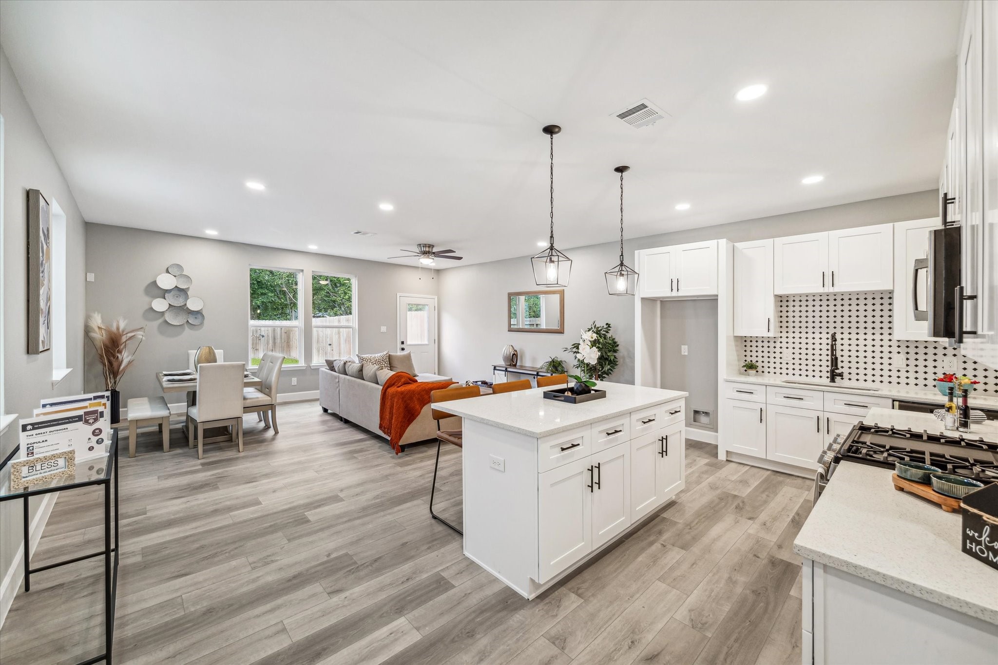 980 Randolph Street, Unit A Houston, TX 77088 - Photo 4 of 19
