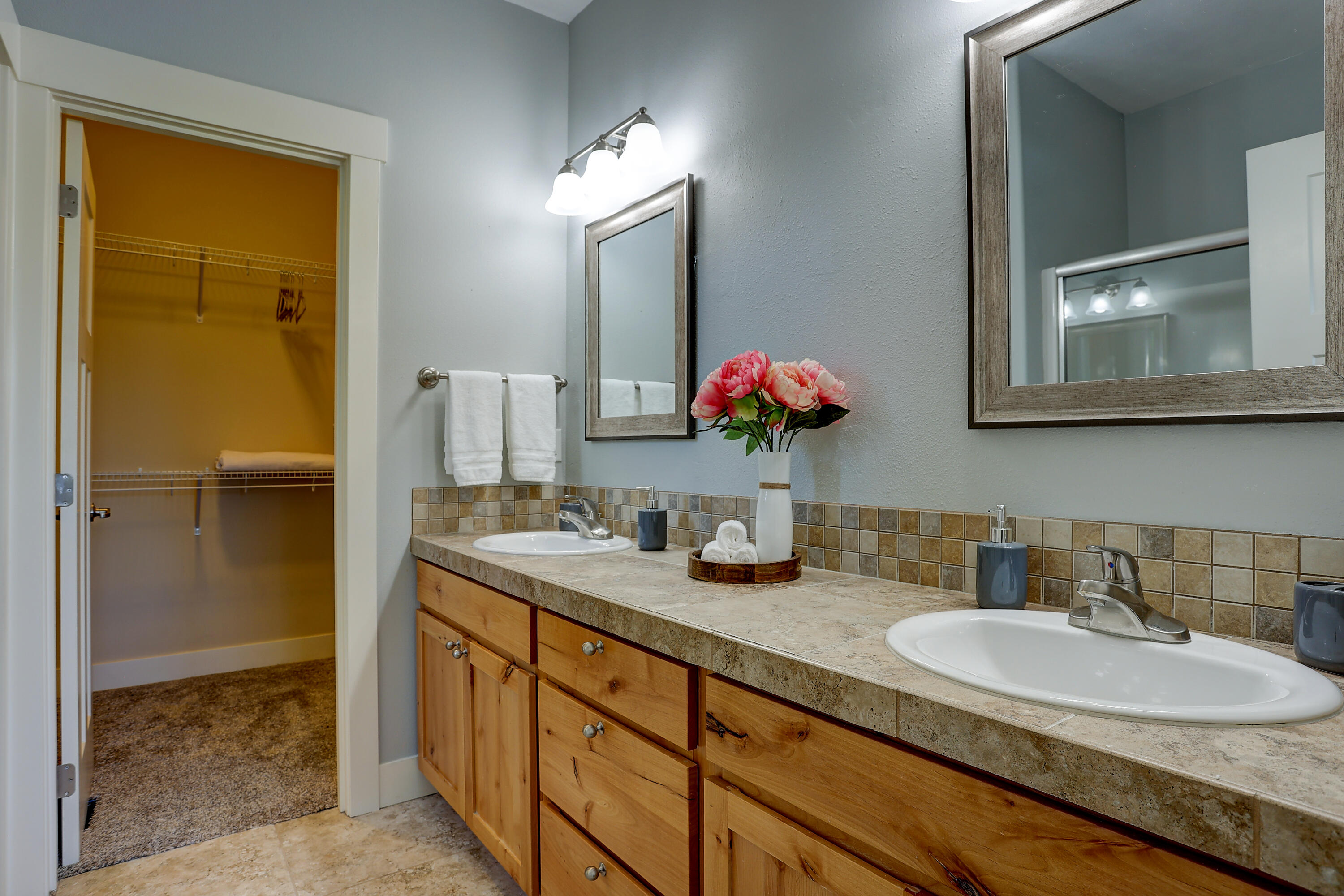 62509 Eagle Road Bend, OR 97701 - Photo 13 of 25 62509 Eagle Road-22