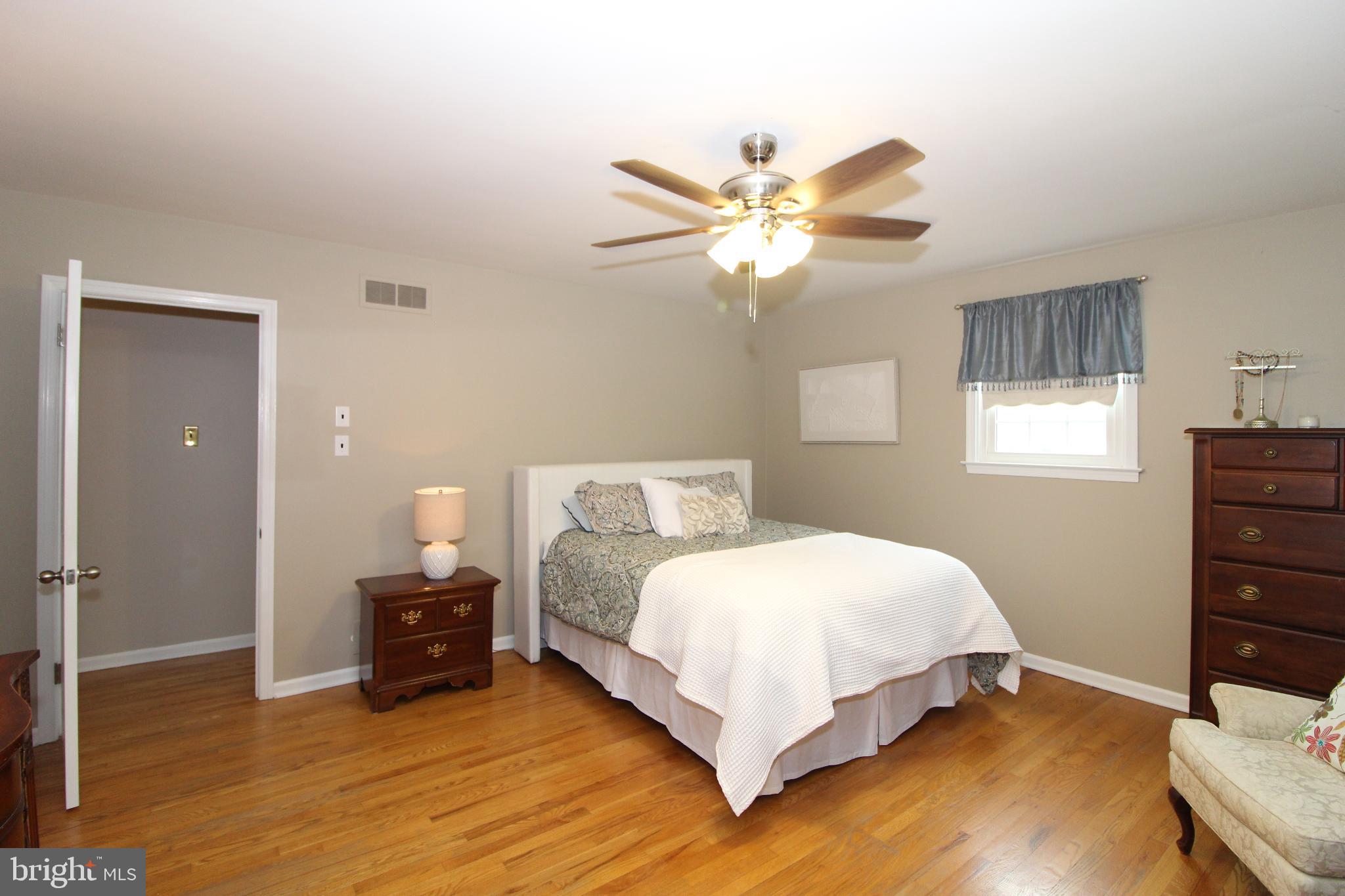729 Halstead Road Wilmington, DE 19803 - Photo 15 of 25 Main Bedroom Suite with Full Updated Bathroom