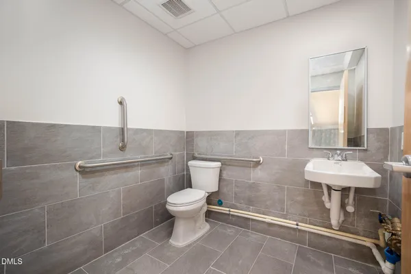 $10,000 | 5621 Departure Drive, Unit 101, Raleigh, NC 27616