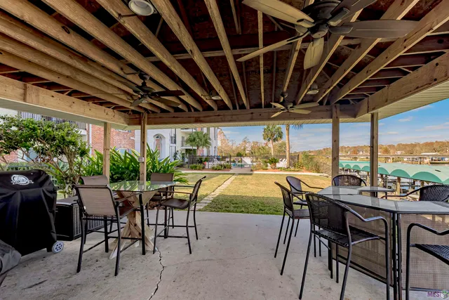 $164,900 | 12386 River Highlands Drive, Unit B, St. Amant, LA 70774