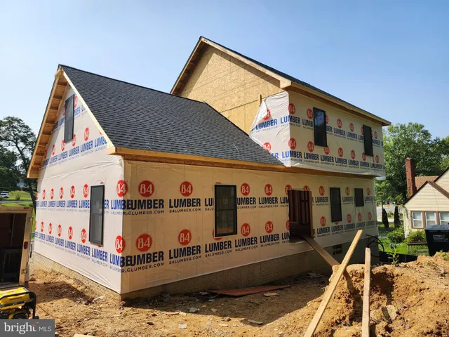 $589,900 | 2106 Shadyside Avenue, Suitland, MD 20746