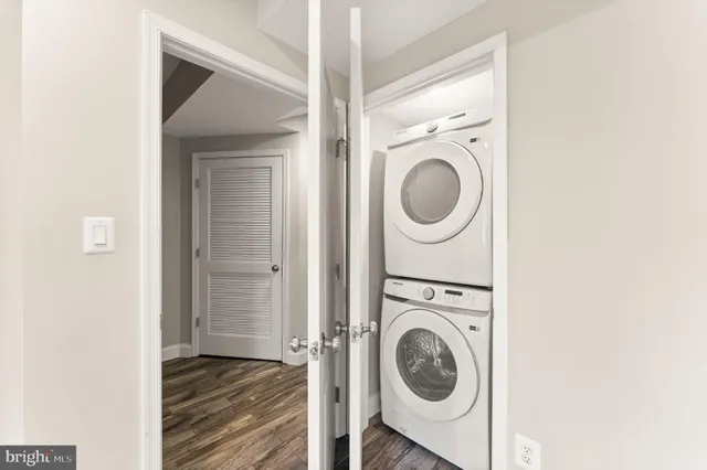 $1,299,000 | 43387 La Belle Place, Ashburn, VA 20147