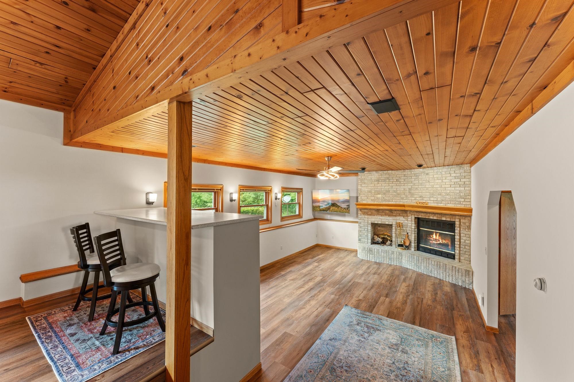S6041 Oak Court Baraboo, WI 53913 - Photo 18 of 69