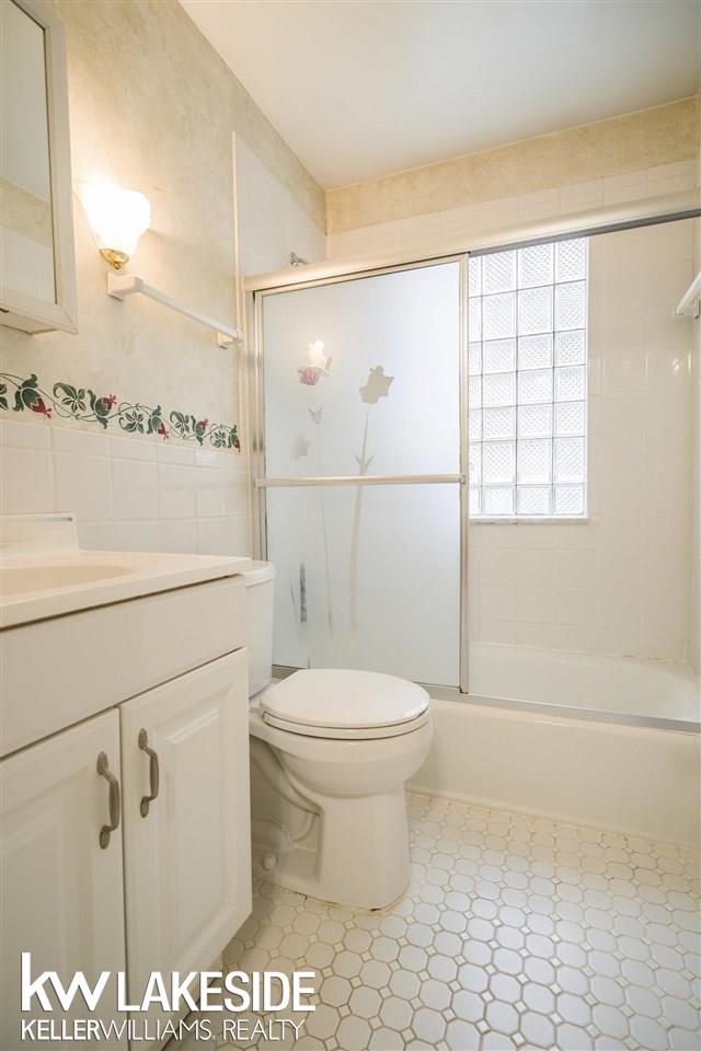 1833 Hampton Road Grosse Pointe, MI 48236 - Photo 24 of 45