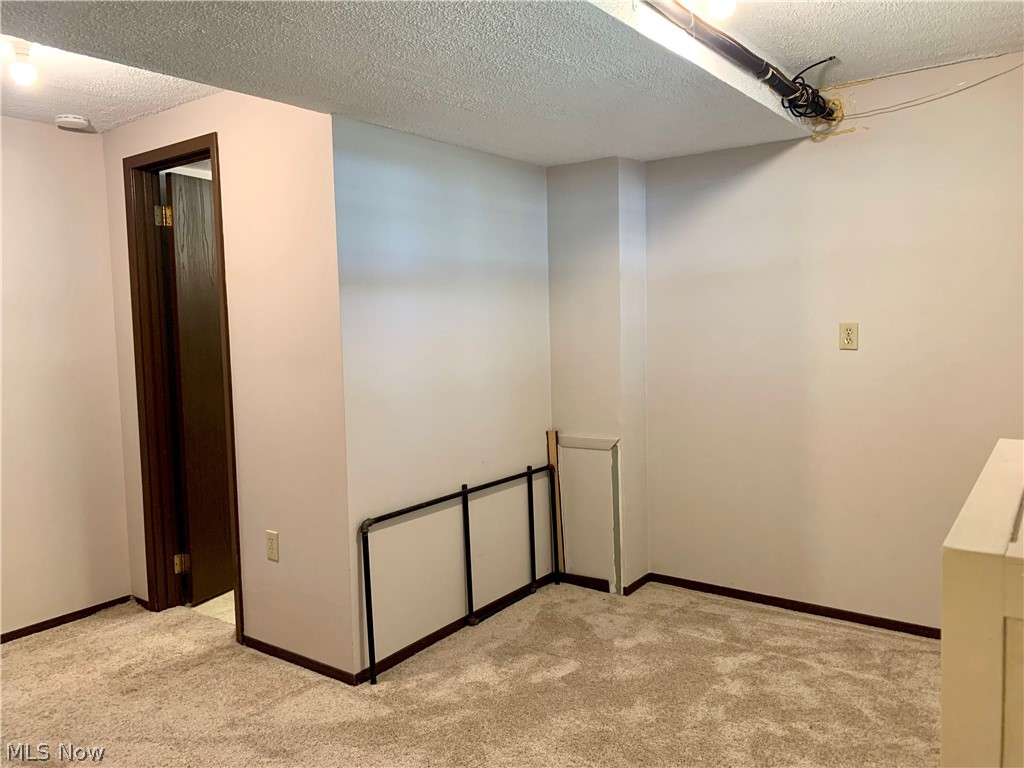 179 Johnson Road Wadsworth, OH 44281 - Photo 19 of 29 Lower level office/ 4th bed