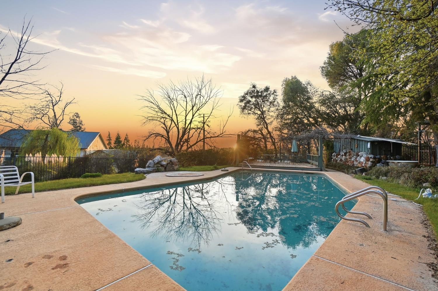 21645 Parrotts Ferry Road Sonora, CA 95370 - Photo 69 of 95 Pool at sunset