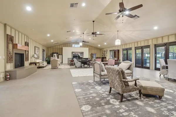 $3,750,000 | 21645 Parrotts Ferry Road, Sonora, CA 95370