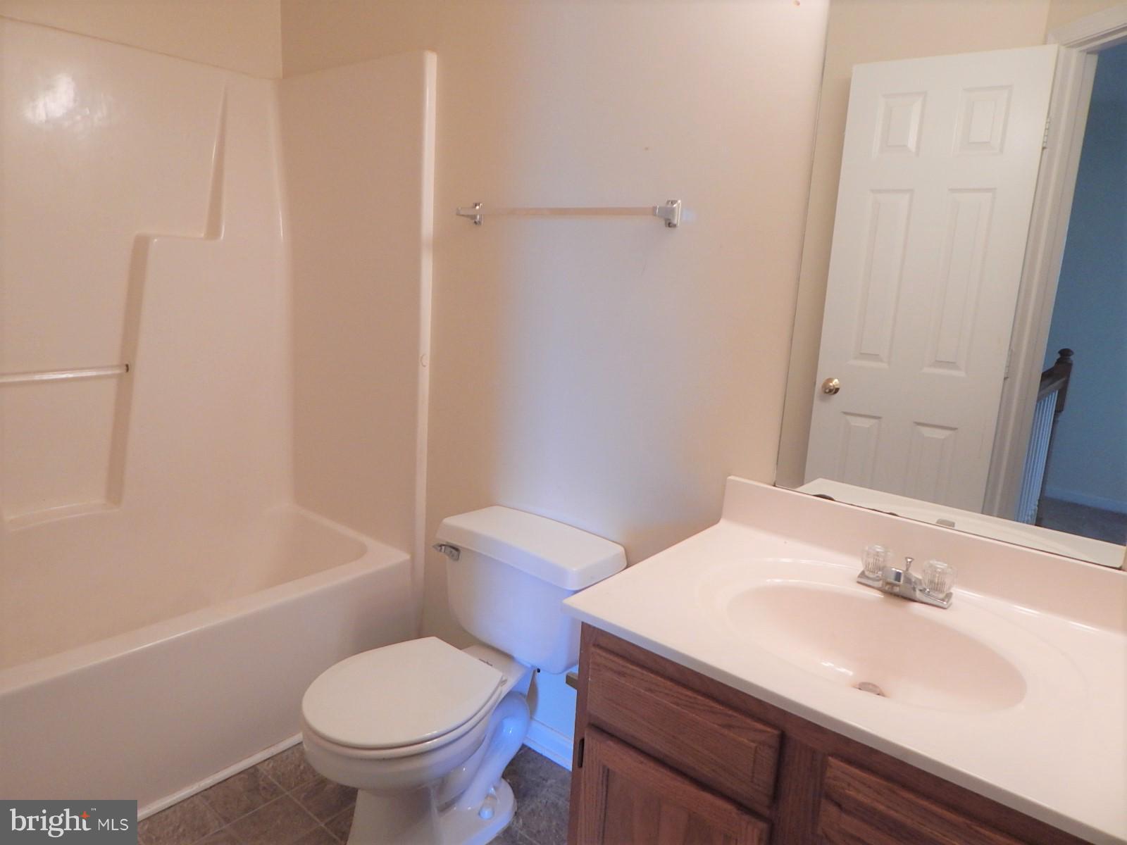 828 Ripplebrook Drive Culpeper, VA 22701 - Photo 18 of 20 Bath