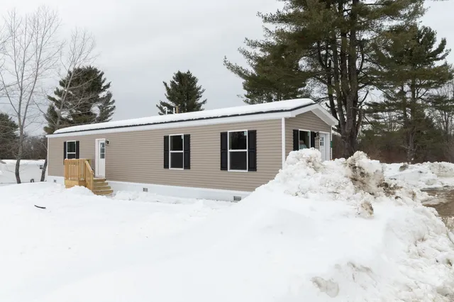 $92,999 | 176 Ash Lane, Springfield, VT 05156