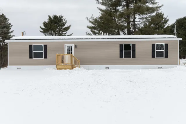 $92,999 | 176 Ash Lane, Springfield, VT 05156