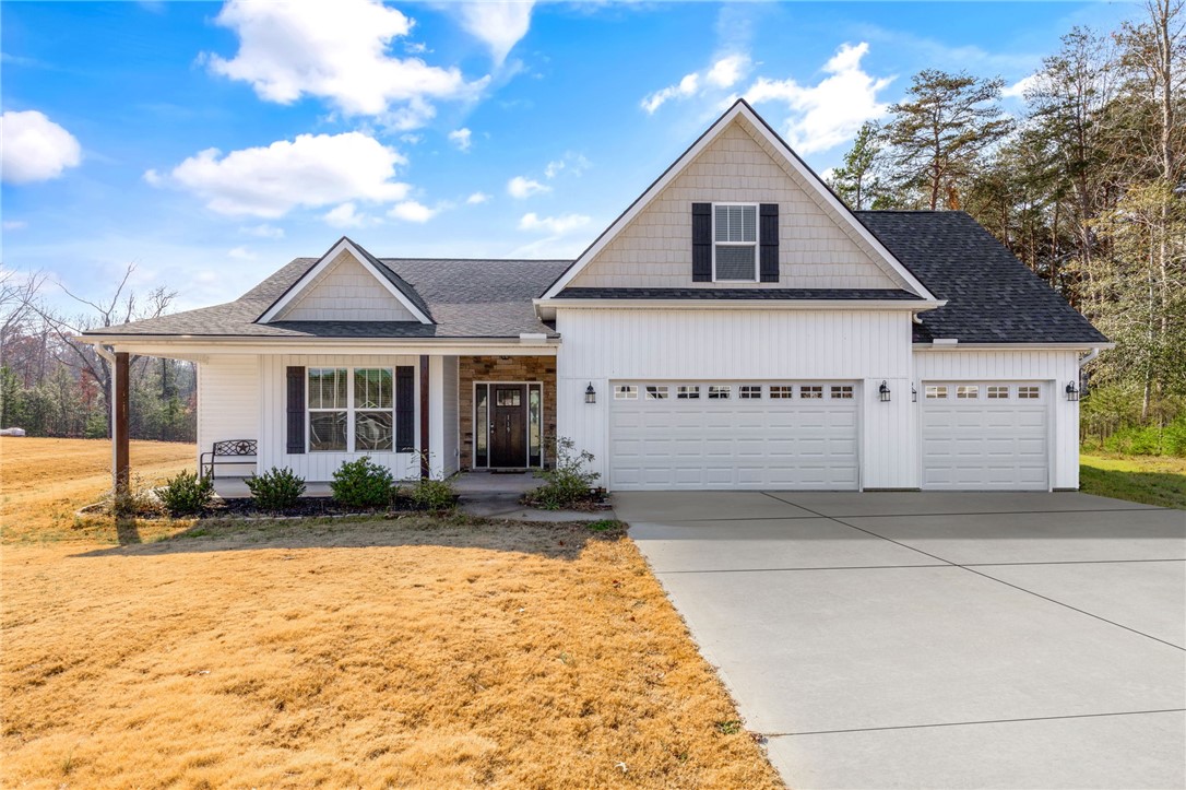 119 Inlet Pointe Drive Anderson, SC 29625 - Photo 1 of 36