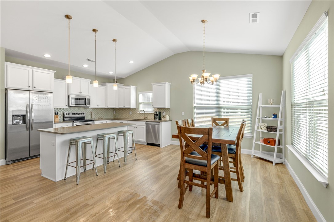 119 Inlet Pointe Drive Anderson, SC 29625 - Photo 13 of 36