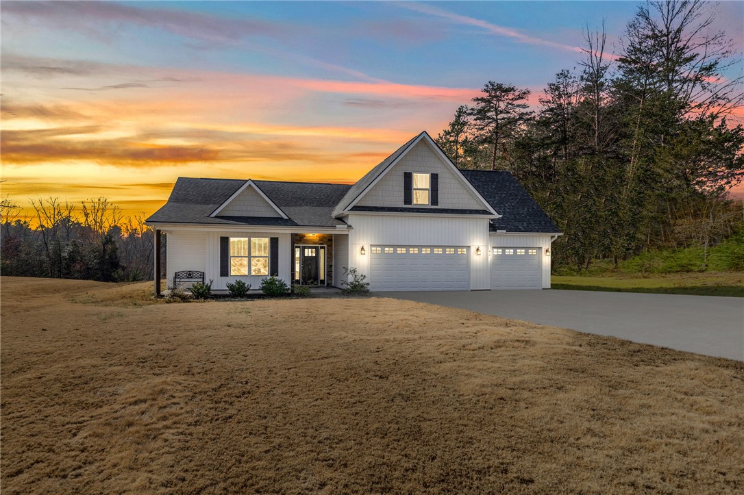 119 Inlet Pointe Drive Anderson, SC 29625 - Photo 2 of 36
