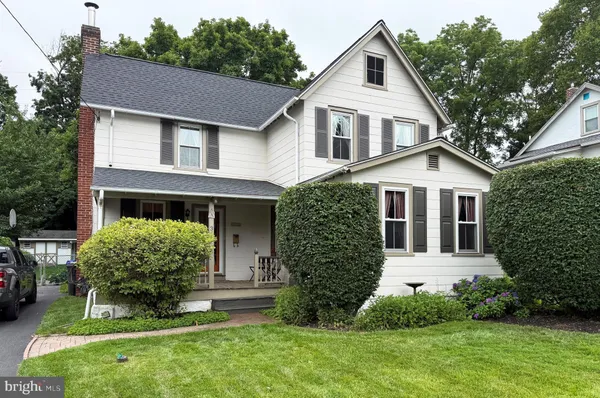 $570,000 | 3 Maple Avenue, Paoli, PA 19301