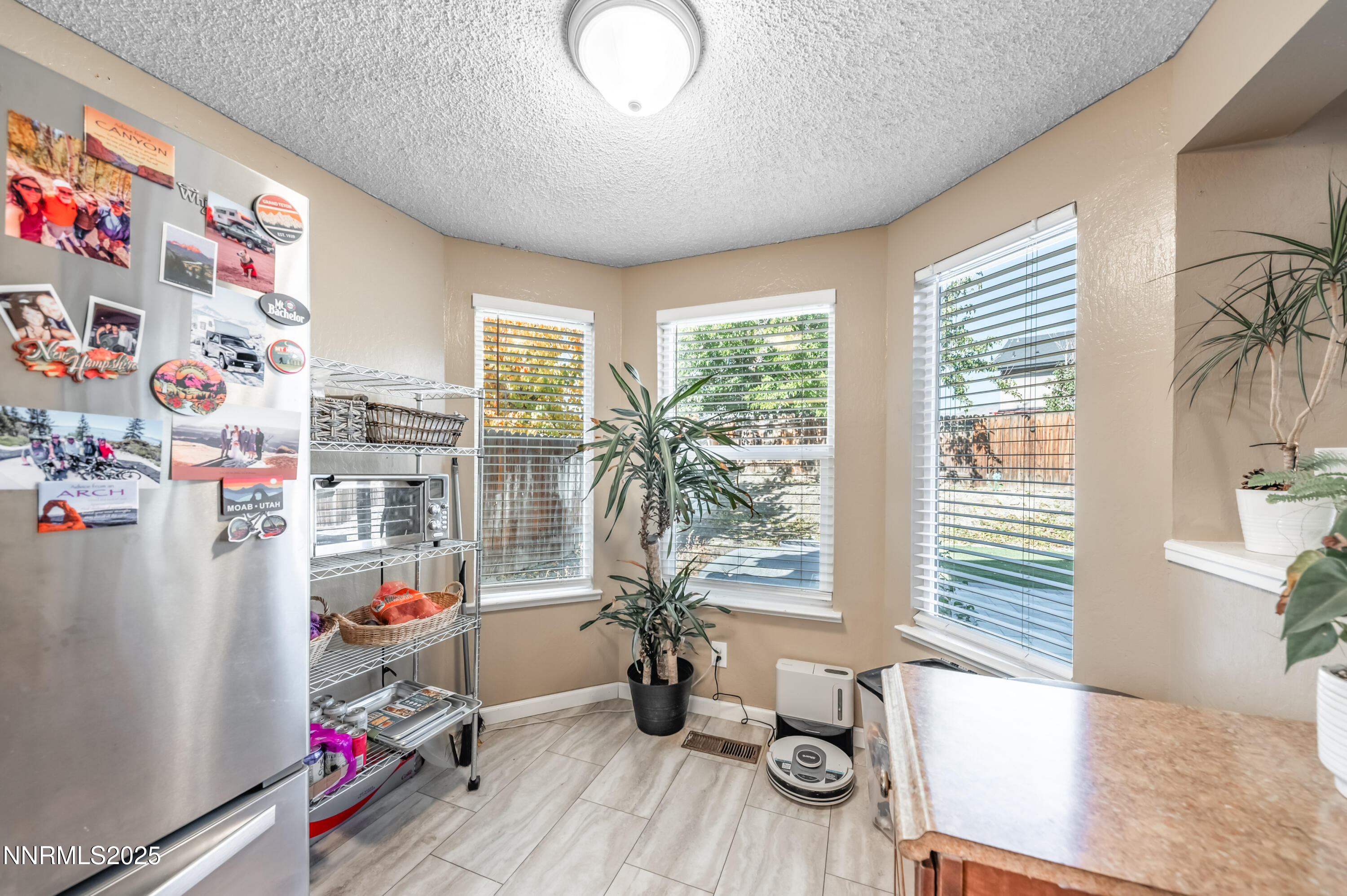 1185 Westlake Road Reno, NV 89523 - Photo 15 of 26 a very nice looking room with a large window and stuff