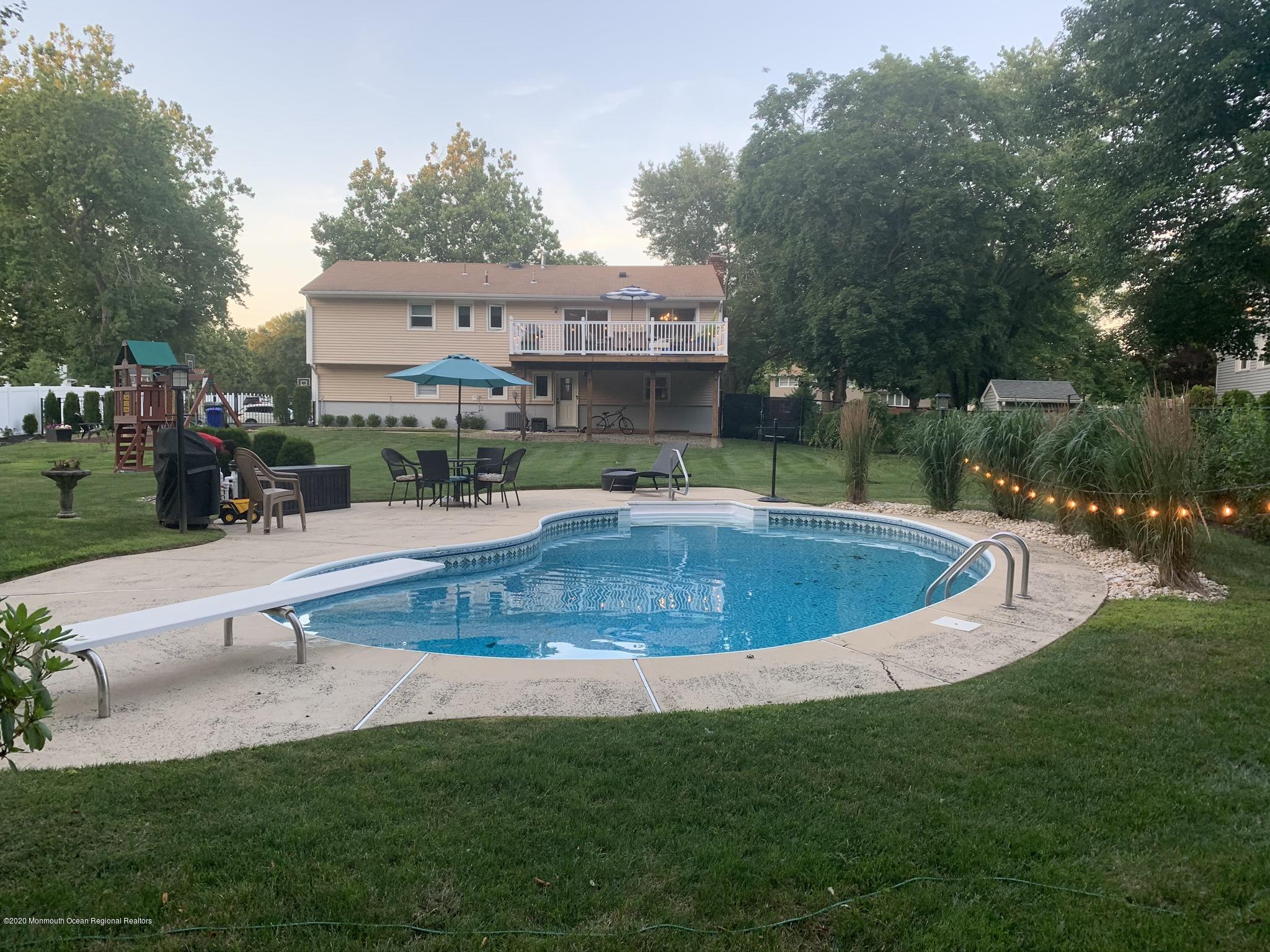 79 Glenbrook Road Freehold, NJ 07728 - Photo 8 of 73 86EDF23F-9E53-4A72-8832-B63194BE391C