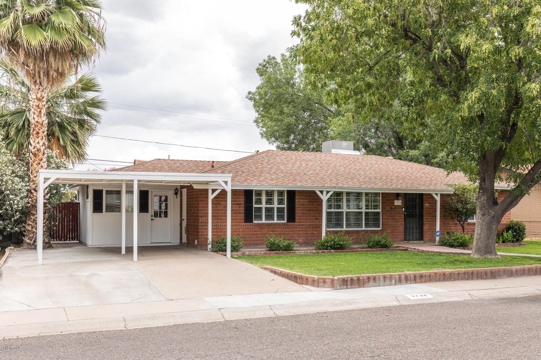 3734 East Piccadilly Road Phoenix, AZ 85018 - Photo 11 of 11 3734 Picadilly (2 of 11)