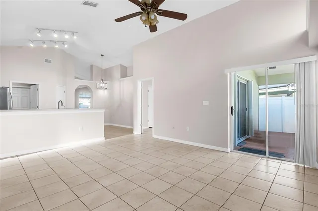 $2,550 | 13555 Briarwood Court, Orlando, FL 32837