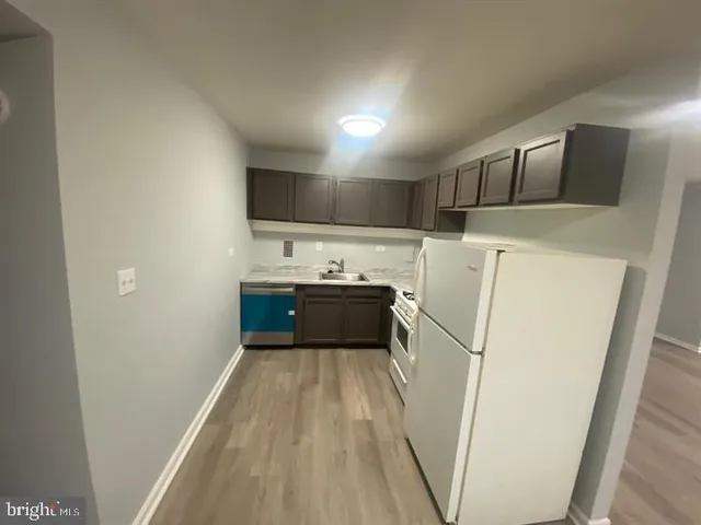 $1,750 | 5801 Quantrell Avenue, Unit L9, Alexandria, VA 22312