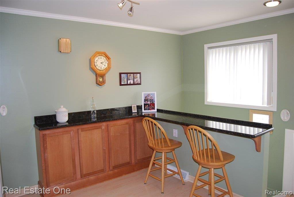 203 Thalia Avenue Rochester, MI 48307 - Photo 9 of 23 Kitchen view #3