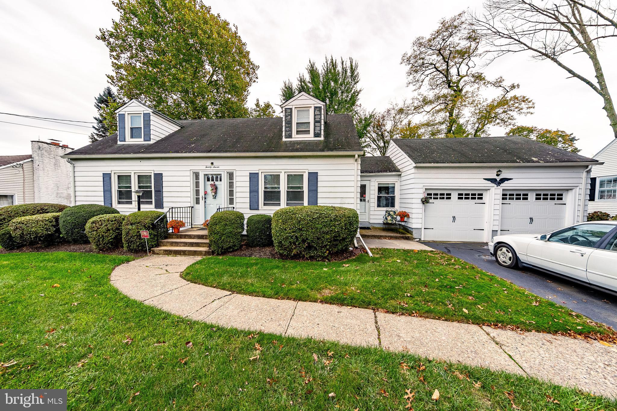 27 Hilltop Road Ewing, NJ 08638 - Photo 3 of 29