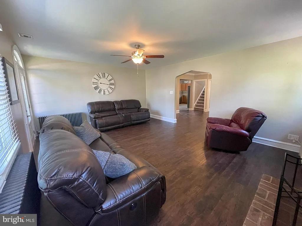 2249 West Walnut Street Colmar, PA 18915 - Photo 4 of 28