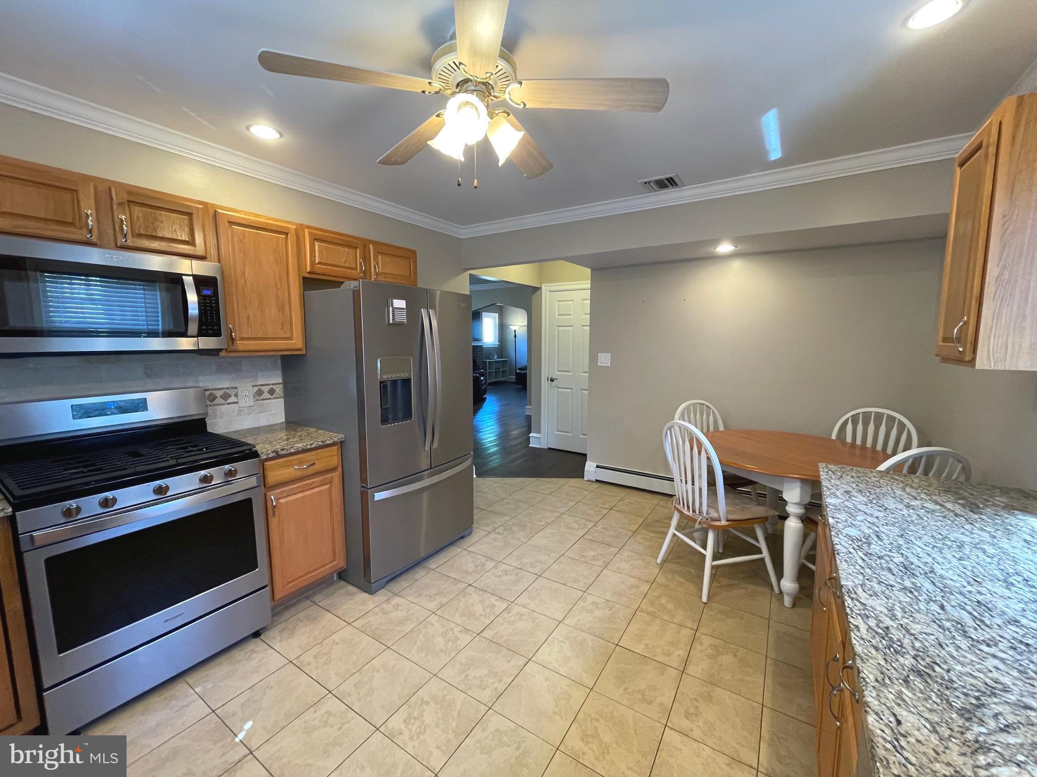 2249 West Walnut Street Colmar, PA 18915 - Photo 5 of 28 Eat in Kitchen with stainless appliances