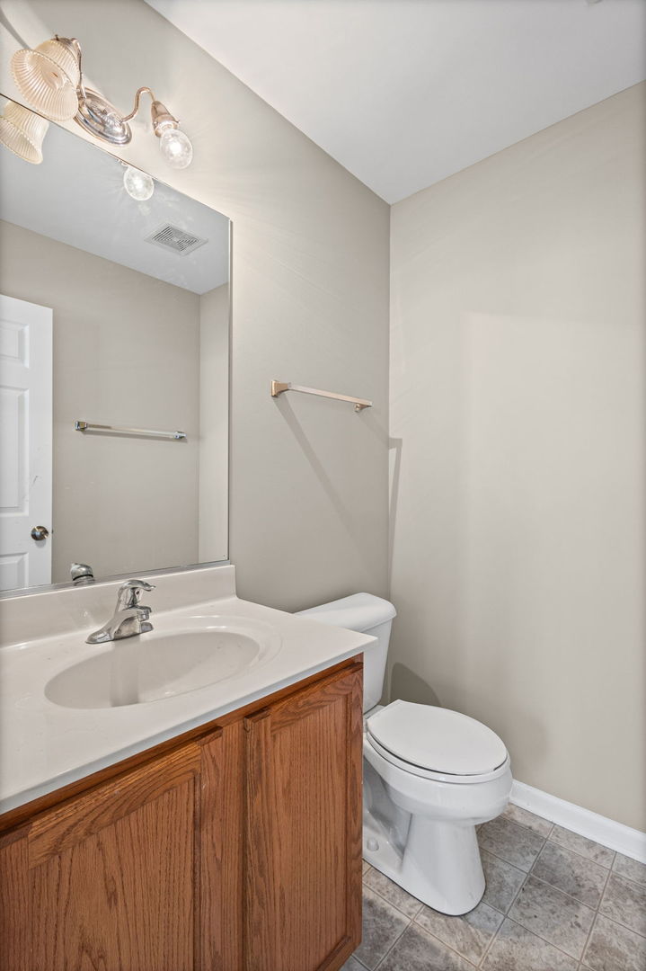 535 North Red Deer Road, Unit 535 Round Lake, IL 60073 - Photo 9 of 18