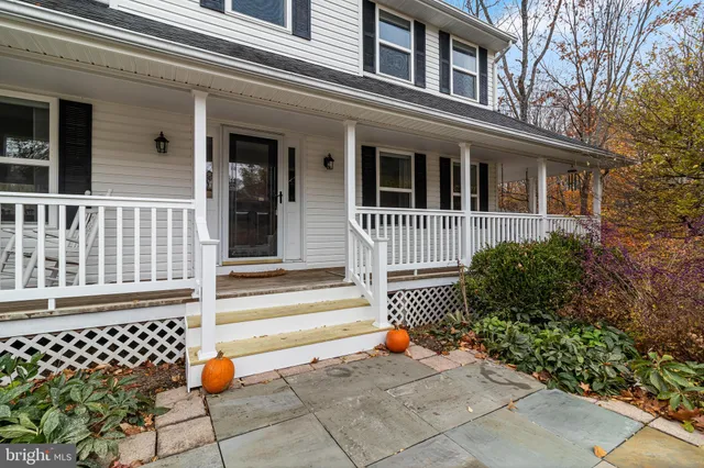 $749,900 | 130 Walnut Creek Road, Huntingtown, MD 20639