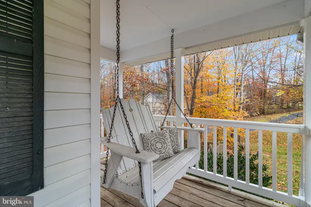 $749,900 | 130 Walnut Creek Road, Huntingtown, MD 20639