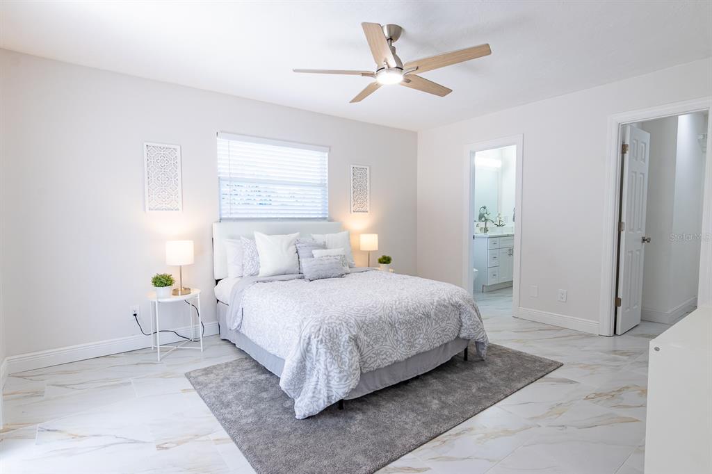 3338 Roslyn Road Venice, FL 34293 - Photo 12 of 31 Gallery Image 12