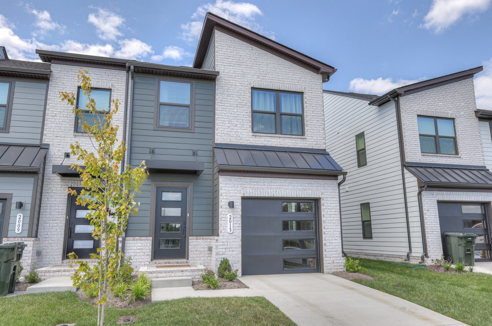 2013 Walnut Lane Gallatin, TN 37066 - Photo 1 of 39