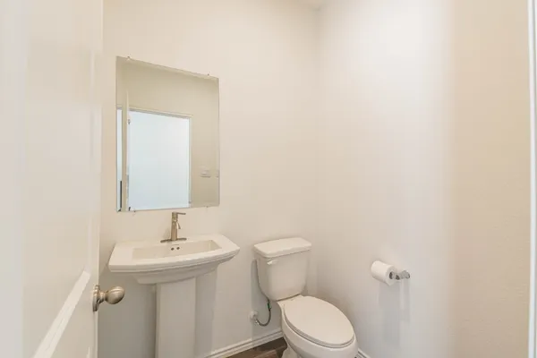 $2,300 | 24219 Copperleaf Bay Lane, Spring, TX 77373