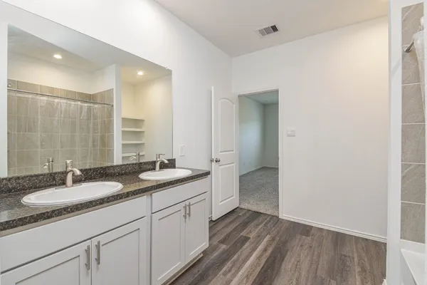 $2,300 | 24219 Copperleaf Bay Lane, Spring, TX 77373