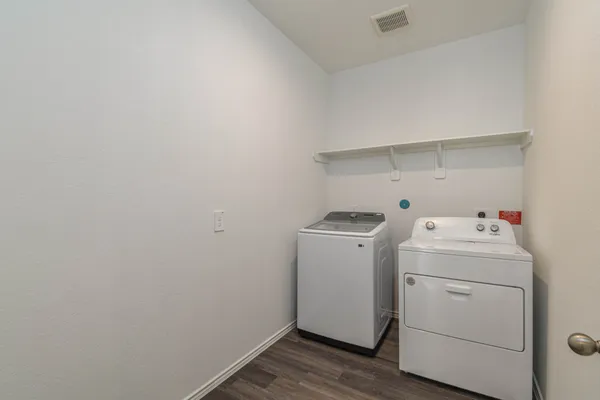 $2,300 | 24219 Copperleaf Bay Lane, Spring, TX 77373