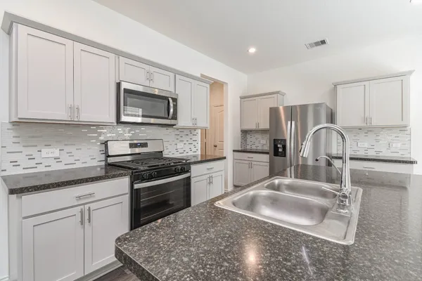 $2,300 | 24219 Copperleaf Bay Lane, Spring, TX 77373