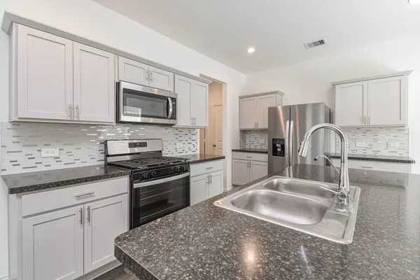 $2,300 | 24219 Copperleaf Bay Lane, Spring, TX 77373