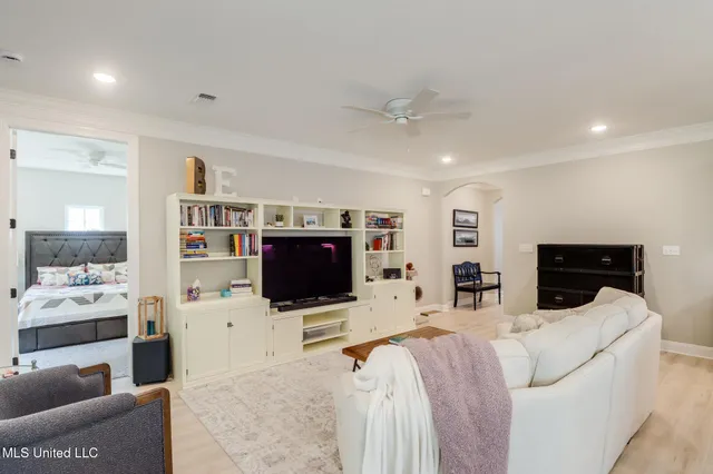 $2,550 | 13229 Artisan Road, Gulfport, MS 39503