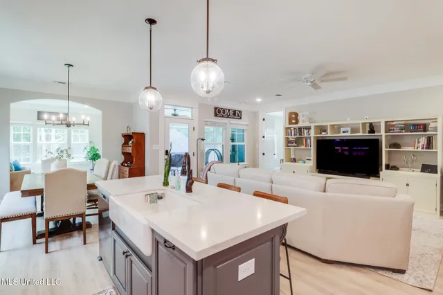 $2,550 | 13229 Artisan Road, Gulfport, MS 39503