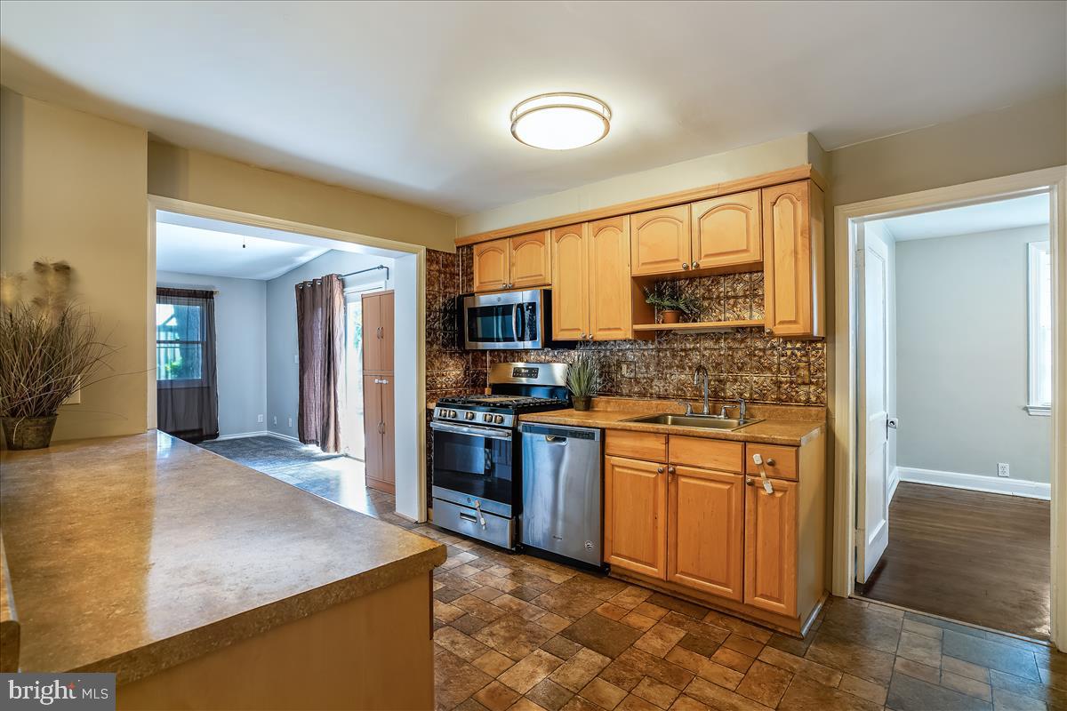 7009 Alden Road Baltimore, MD 21208 - Photo 11 of 46 Gallery Image 11