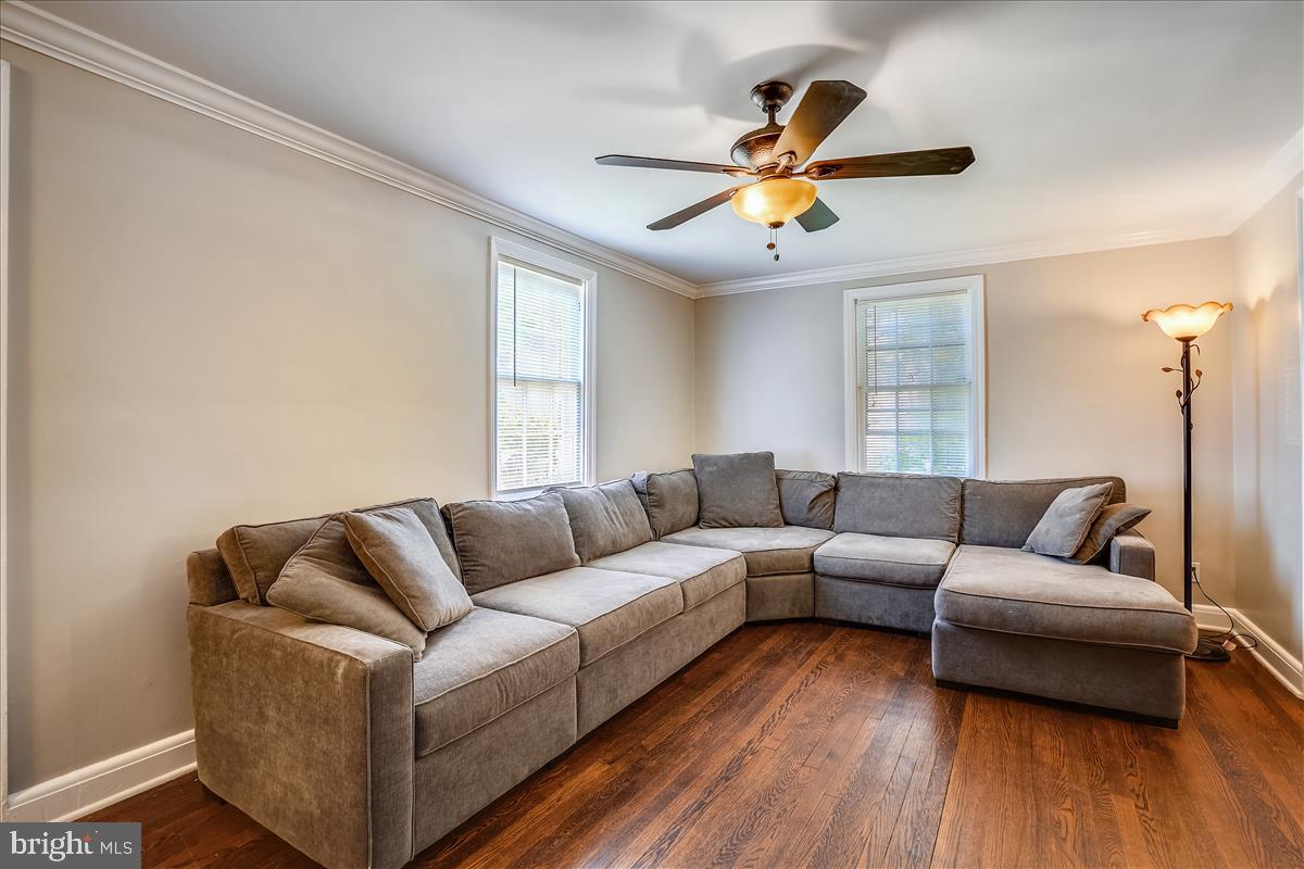 7009 Alden Road Baltimore, MD 21208 - Photo 4 of 46 Gallery Image 4