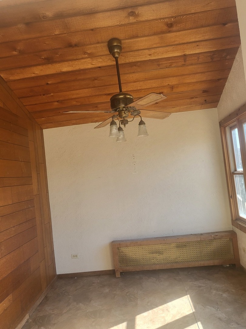 1107 Spring Beach Way Cary, IL 60013 - Photo 9 of 12