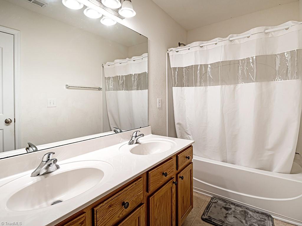 1345 Sharp Ridge Road Greensboro, NC 27406 - Photo 12 of 29 Gallery Image 12