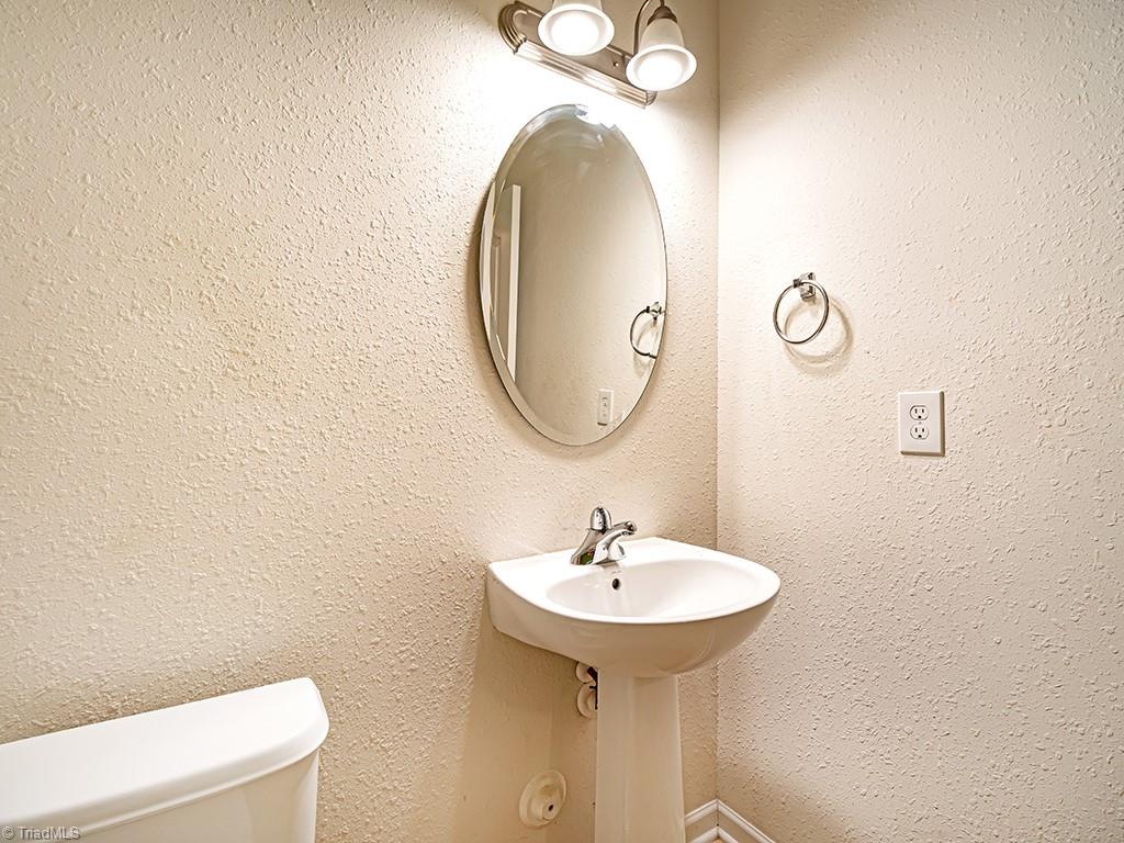 1345 Sharp Ridge Road Greensboro, NC 27406 - Photo 26 of 29 Gallery Image 26