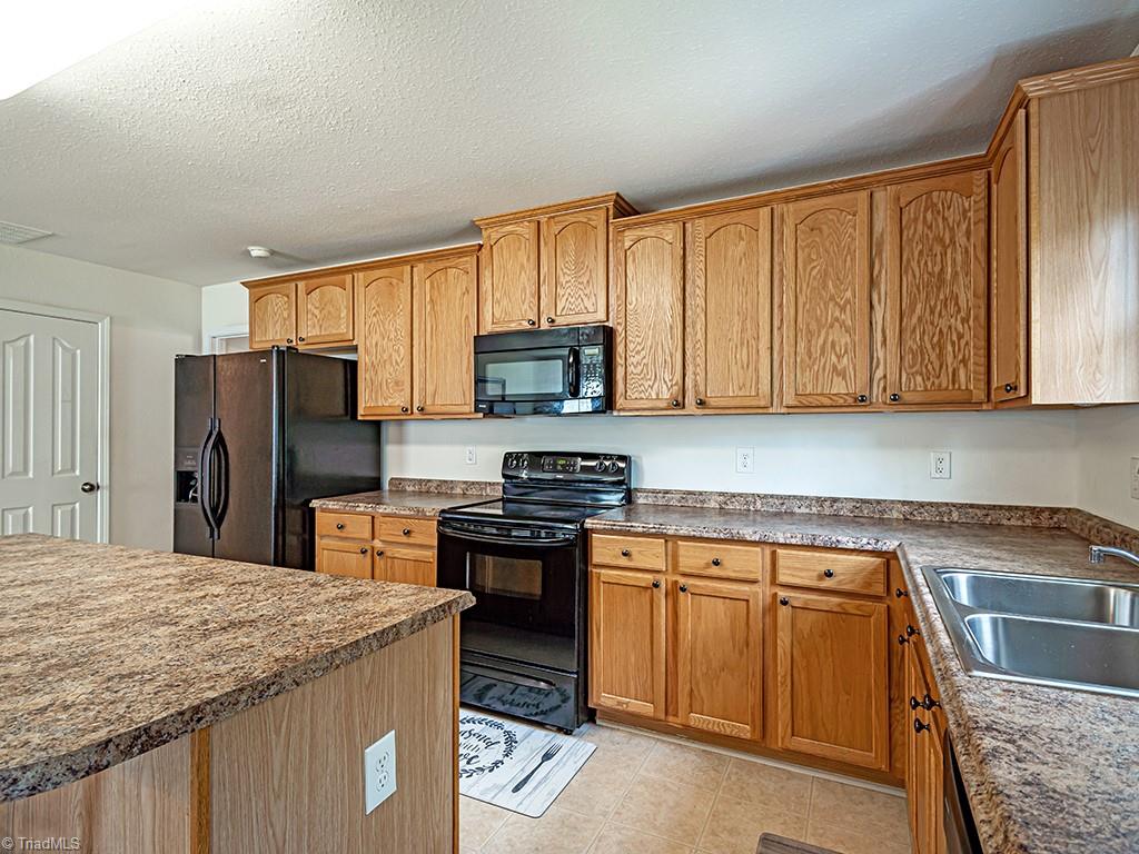 1345 Sharp Ridge Road Greensboro, NC 27406 - Photo 8 of 29 Gallery Image 8